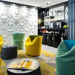 Ibis Styles Centre Gare Hotel 3*