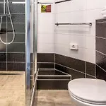 فندق إيبيس ستايلز سنتر غار 3*