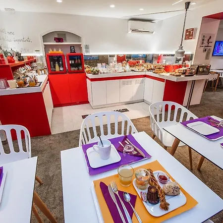 Hotel Ibis Styles Centre Gare 3*