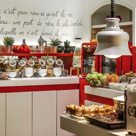 Ibis Styles Centre Gare Hotel 3*