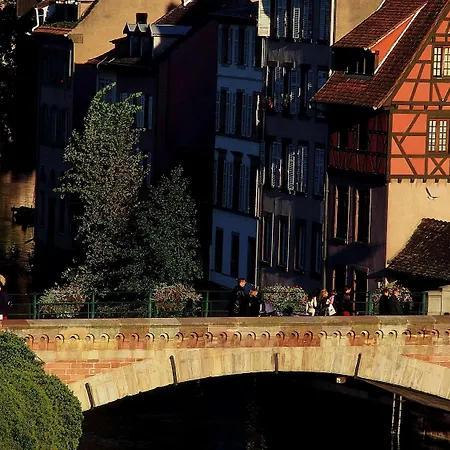 Ibis Styles Centre Gare Hotel 3*