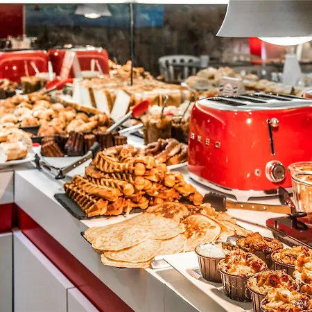 Ibis Styles Centre Gare Hotel 3*