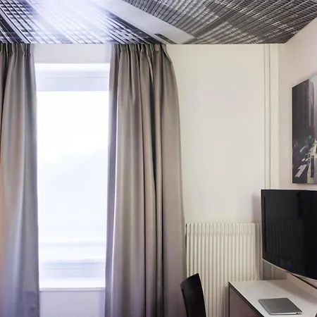 Ibis Styles Centre Gare Hotel 3*