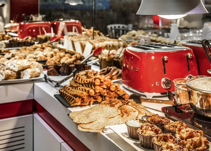 Ibis Styles Centre Gare Hotel 3*